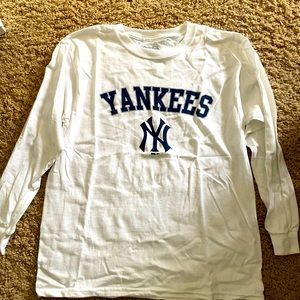 Yankees boys long sleeve tee